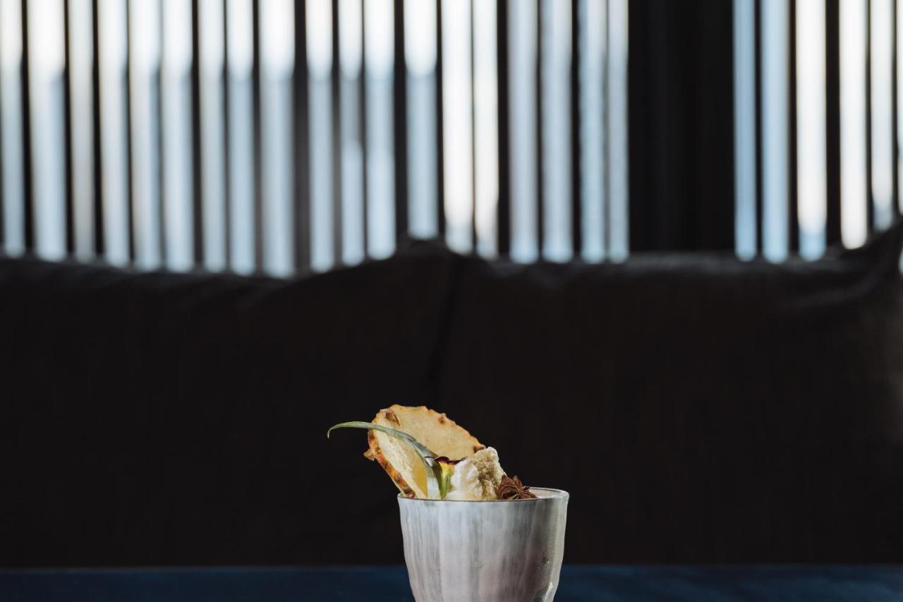 Hyatt Centric Kanazawa Exterior photo A pineapple upside down cake
