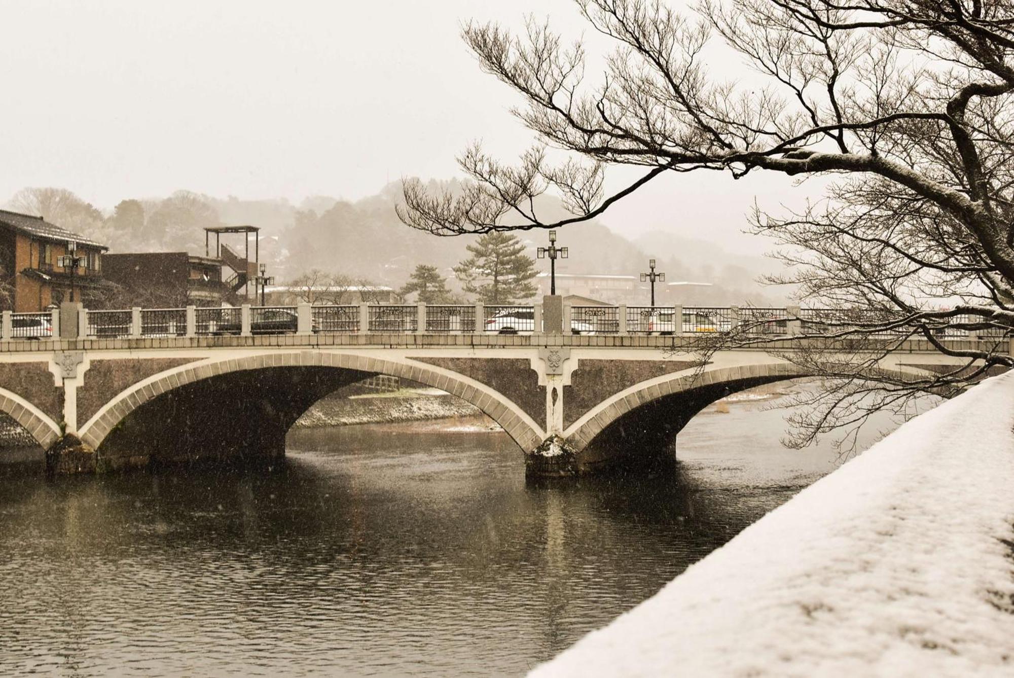 Hyatt Centric Kanazawa Exterior photo The bridge in 1960