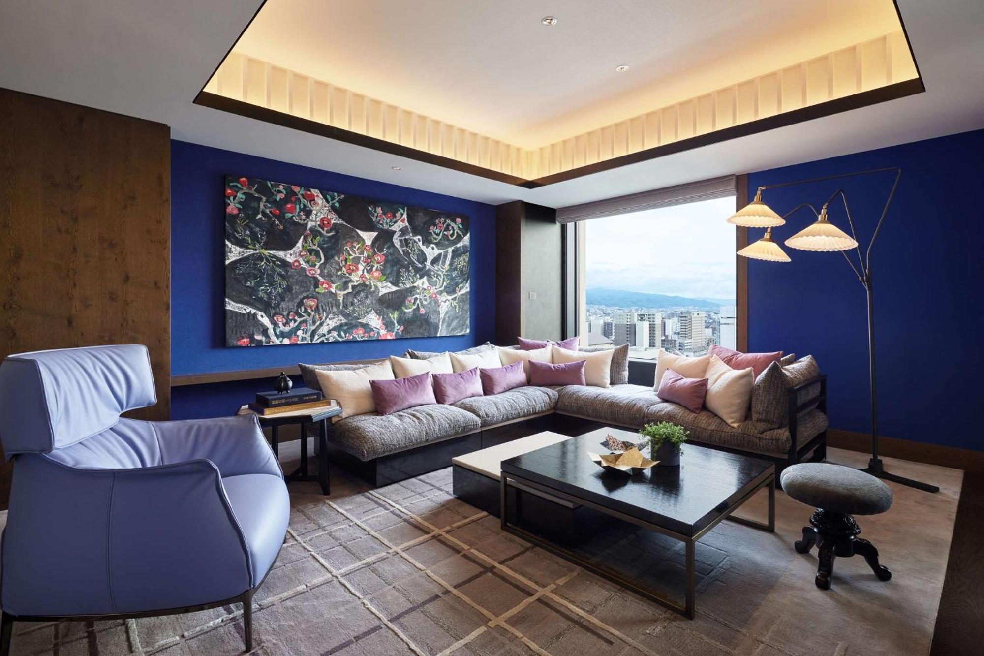 Hyatt Centric Kanazawa Exterior photo A living room at the Ritz-Carlton, Osaka