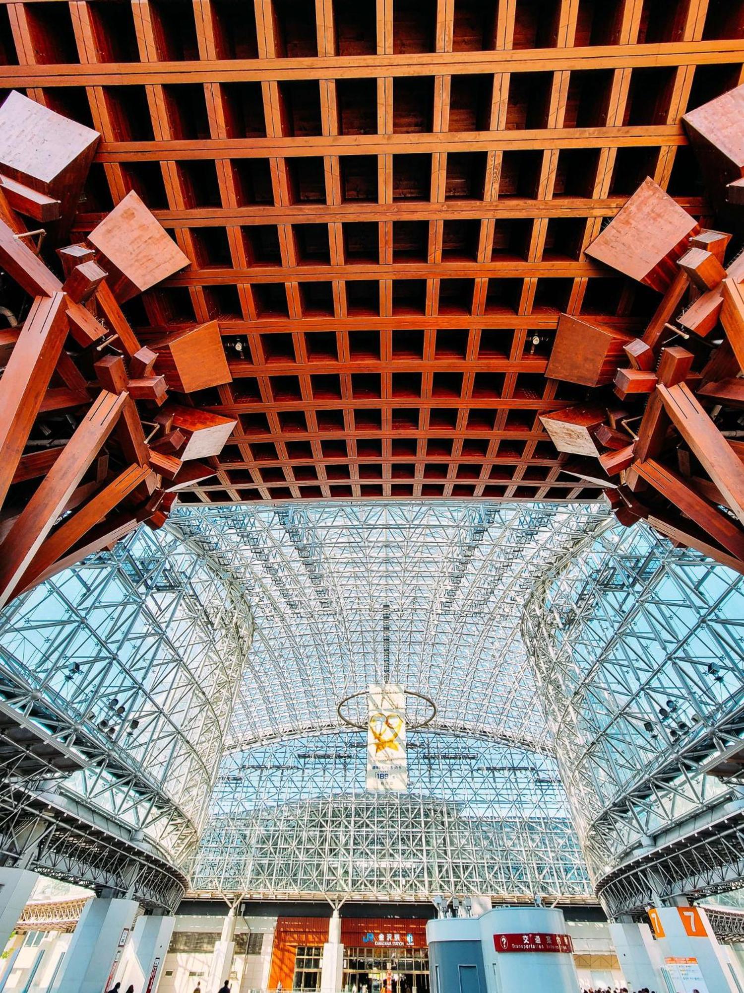 Hyatt Centric Kanazawa Exterior photo The ceiling of the main atrium