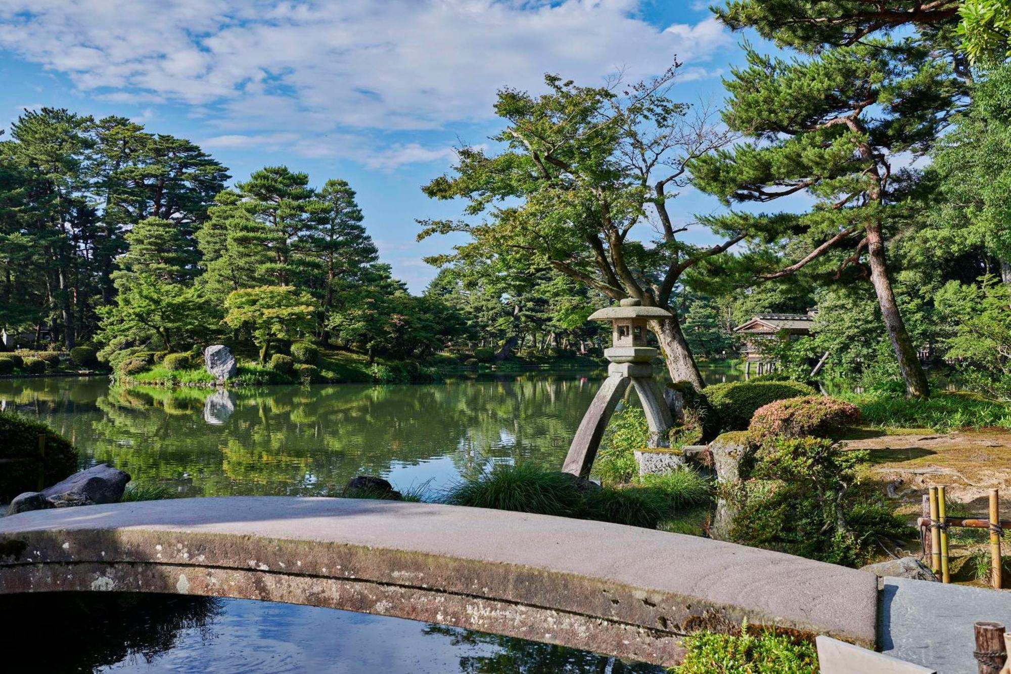 Hyatt Centric Kanazawa Exterior photo Shinden's North Garden
